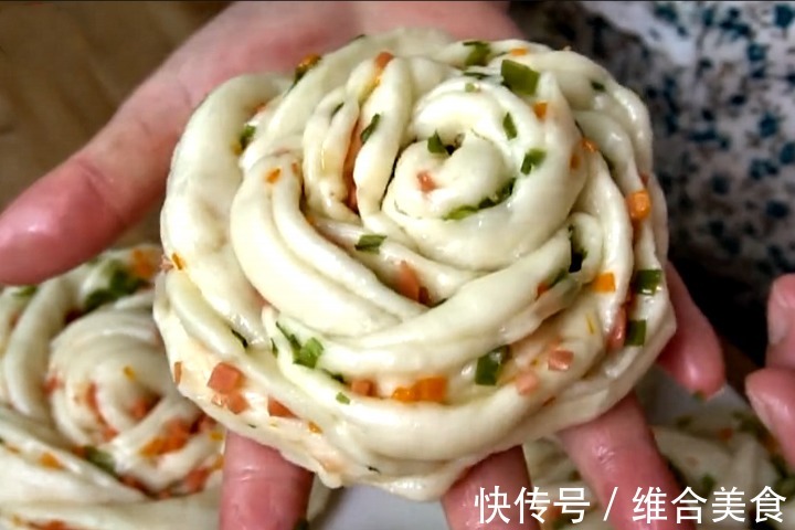 花卷|想吃花卷别再出去买了,教你新做法,咸香劲道,做法超简单
