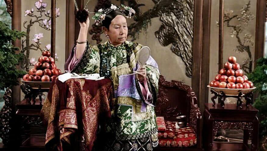 境界|“上厕所”的最高境界是什么看看慈禧的马桶，你就知道了