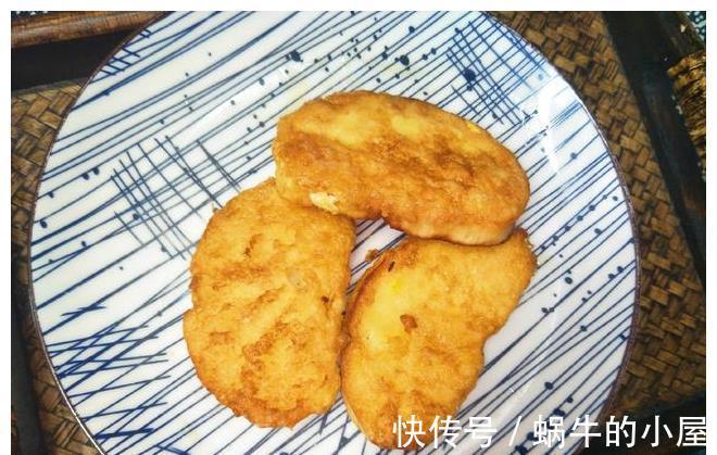 鸡蛋|炸馒头片时,鸡蛋里面多加1样,馒头片不吸油,外酥里嫩真好吃
