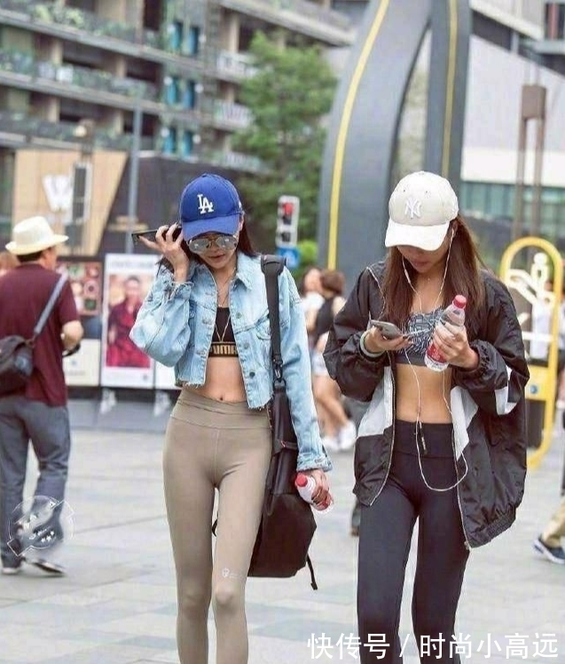 穿搭 打底裤穿起来尽显高端大气,散发时尚气场