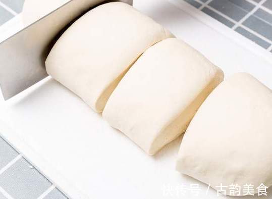 关键|冬天要想蒸馒头,发面是关键,掌握2个小窍门,半小时发满一盆面