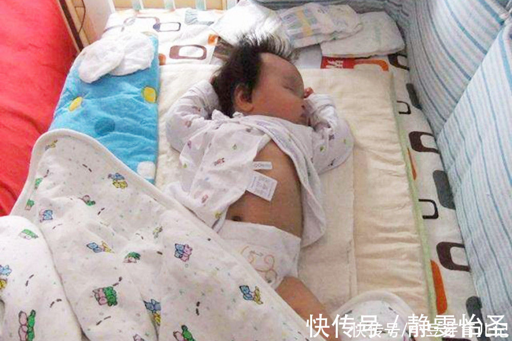 宝宝|宝宝睡觉踢被子究竟为哪般?宝妈别急,找到原因才能对症下药