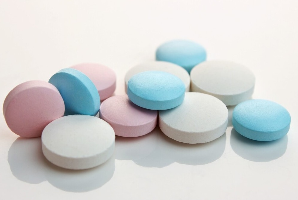 老太|65岁老太嗜睡成瘾，确诊肝癌，医生：冰箱2物或是“祸源”，趁早丢掉！