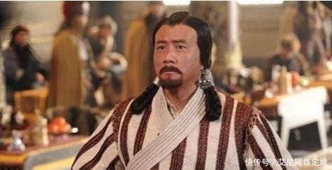 遗言|奇女死前要求葬在小山包上，遗言：会有天子来守墓