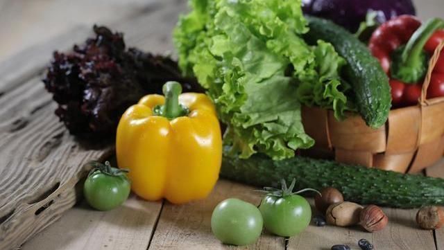 吸烟者,身体四处亮起“红灯”,肺部可能逐渐变脏,再难也要戒烟