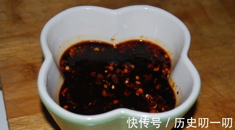 解馋|立秋后,用猪肚这样做菜,爽口开胃又解馋,分享做法和洗猪肚技巧