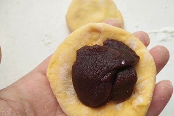 千层饼|炎炎夏日最爱的早餐，层层香甜又暄软，家有南瓜红豆就能做，美味