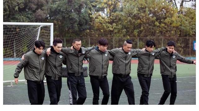 张智霖遗憾离团,陈小春被蔡少芬“逼疯”,李承铉最具飞行员潜质