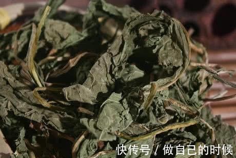 椰枣|幽门螺杆菌的“杀手”, 每天用它泡水喝, 杀菌养胃, 远离老胃病