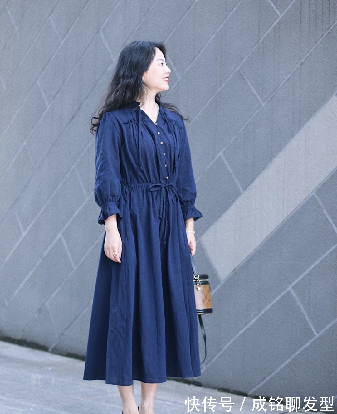 裤装 五十多岁的中年女人,这3个穿搭雷区最好别触碰,没气质又显廉价