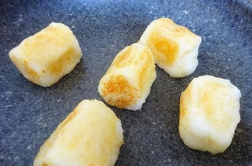 这是孩子最爱的早餐,10分钟上桌,软糯糯甜丝丝,连吃也不腻!