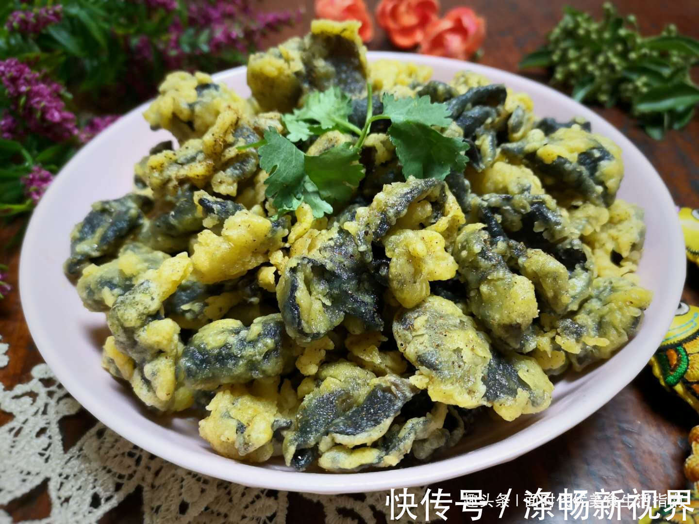 面糊|木耳新吃法,3分钟就出锅,咸香酥脆,比肉还好吃,饭店都吃不到