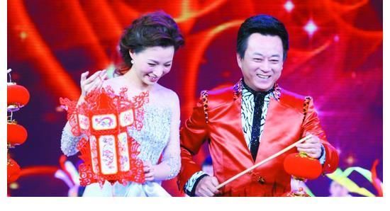 1991年春晚,倪萍用4张白纸撒了一个谎,“欺骗”观众29年