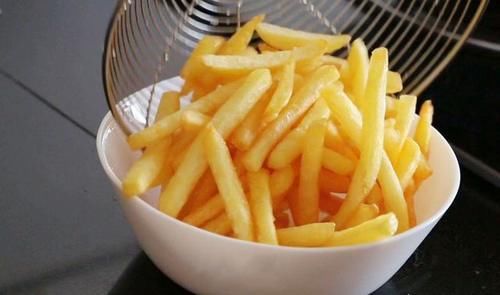 自己炸的薯条是软的，这是什么原因？怎么做才是脆的？