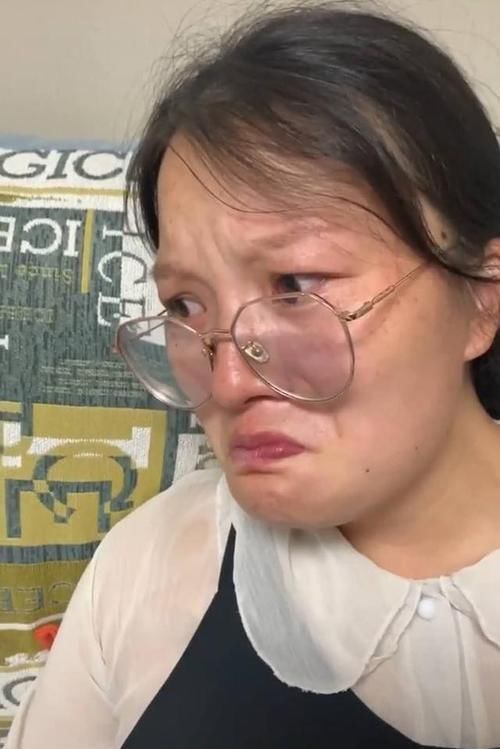 怀孕期间|准爸爸卸载孕妈打到1300关的手游,孕妈一脸生无可恋让网友笑翻