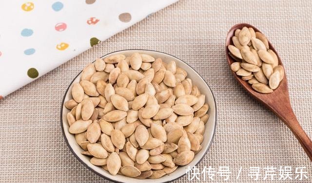 生殖系统|南瓜子营养丰富,吃南瓜子有什么功效和作用,吃南瓜子有哪些禁忌