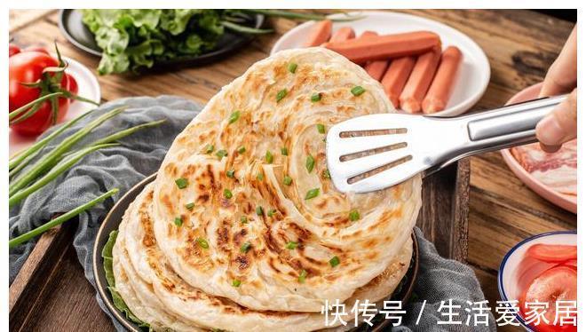 平底锅|正宗葱花饼教程,全程秘诀小技巧,保证酥软又多层,放凉也不硬!