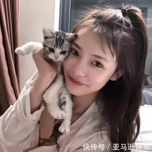 女生|女生这几种发型留久了,发际线会上移,你的发型是这样的吗