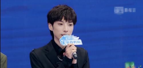 《青你》《创造营》打擂台,赛制混乱选手实力差,是扑街了?