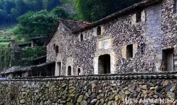 院落|一面石头墙,惊艳整个乡村院落