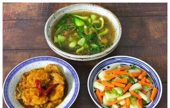 板栗烧肉|一家三口晚餐分享,10天不重样,花钱不多,家人吃得满足,累也
