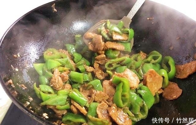 炒肉时，别直接下锅炒，大厨：牢记3点，鲜嫩入味不粘锅