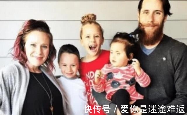 孤儿院|1岁女婴因患“蓝瞳”吓坏父母,却被富豪当宝领养走,如今怎样了