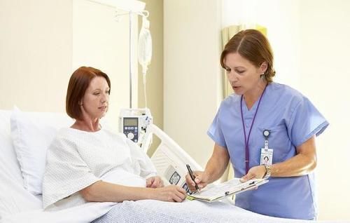 女人|妇科医生：女人过了50岁大关，要及时补充5种营养素，别太大意！