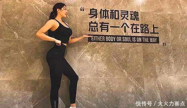 太阳般耀眼的女人刘太阳,旗袍秀顶级曲线,各式穿搭秀身材