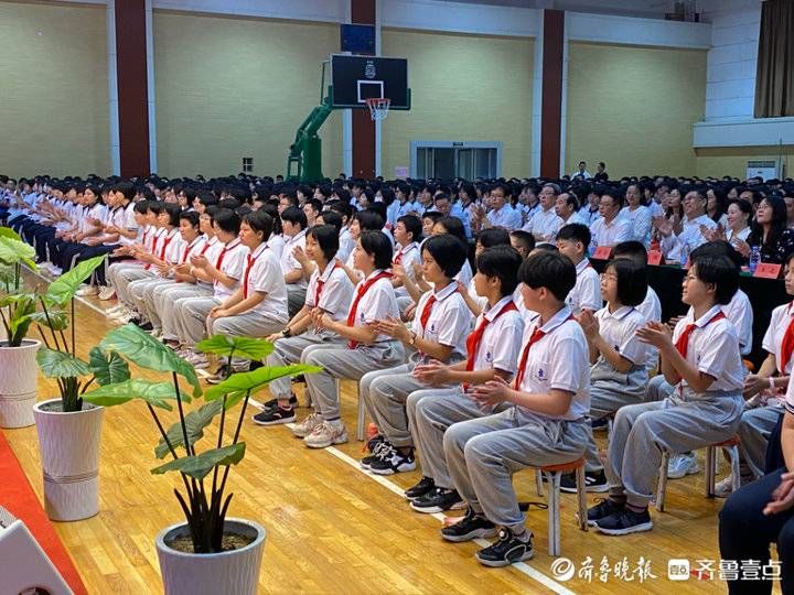 济南一中|济南一中举行开学典礼，3400余名学子开启新学期