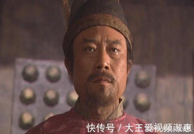 武松@水浒梁山好汉爆发激烈冲突,鲁智深大怒,武松目光冰冷想杀人!