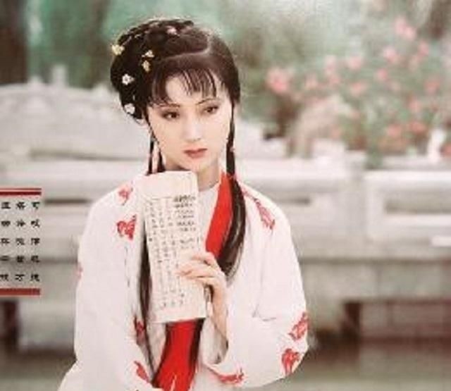 史湘云$因20两银子贾母撵走史湘云,宝玉瞬间理会含义,黛玉却还懵懵懂懂