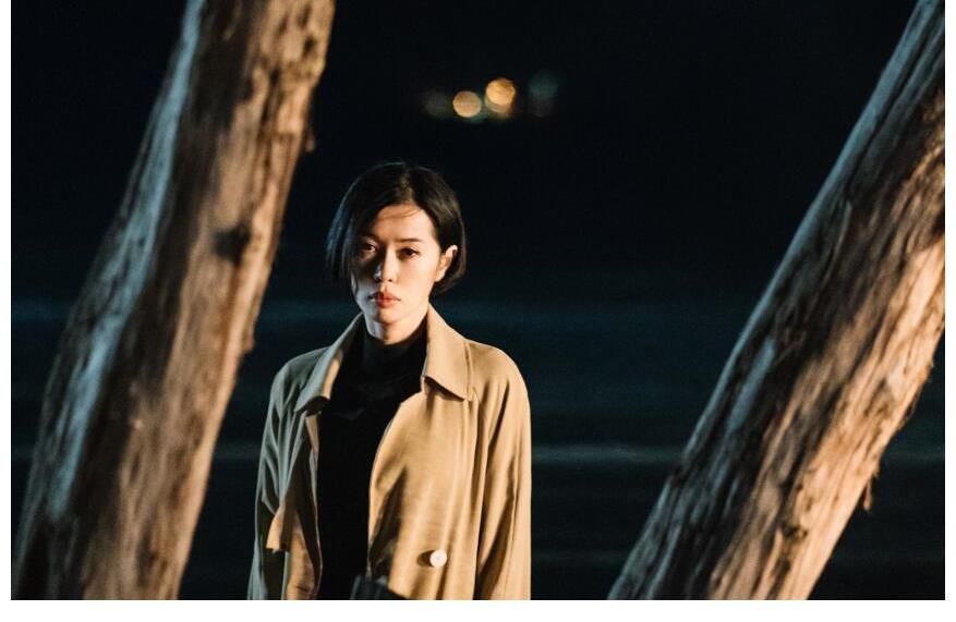 郝蕾方励装高级被怼，影评人炫技被怼，终于有人敢替观众说实话了