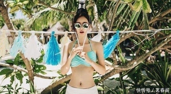 小蛮腰 小清新的比基尼泳衣,合理搭配,穿出甜美气质