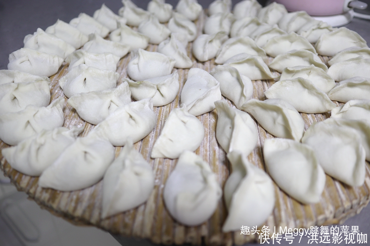 生肉|包饺子用生肉还是熟肉都不对!跟我学一招,生熟肉馅香得捧肚皮
