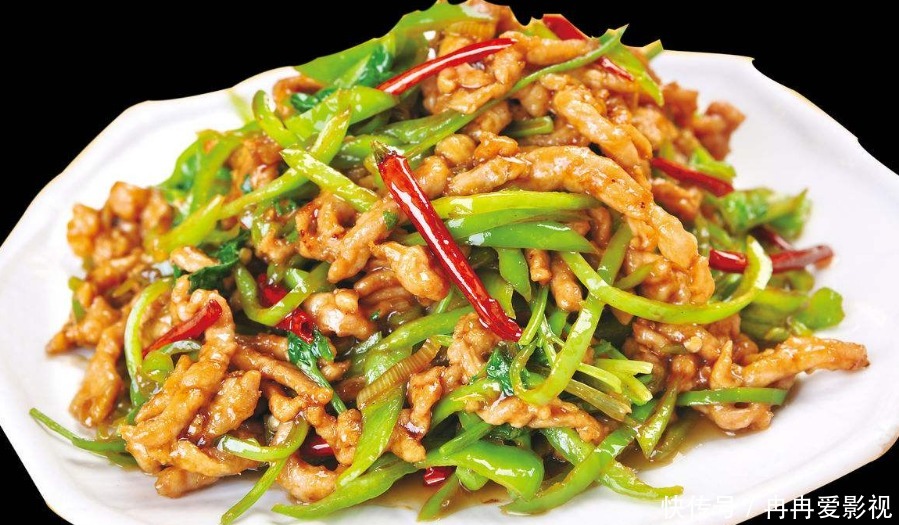 炒肉时,切记不要直接下锅炒,加上一步,肉嫩滑入味不粘锅