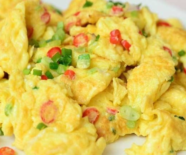 可惜|炒鸡蛋不能放3物,吃了就是“没病找病”,可惜很多人还不清楚!