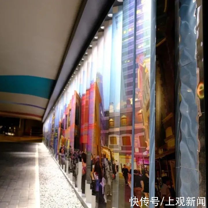 中年|时空隧道、光与夜之街……这段静安区超美滨江大道亮灯啦