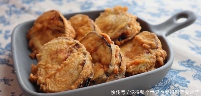 茄子营养美味,放进锅里一炸,外酥里嫩