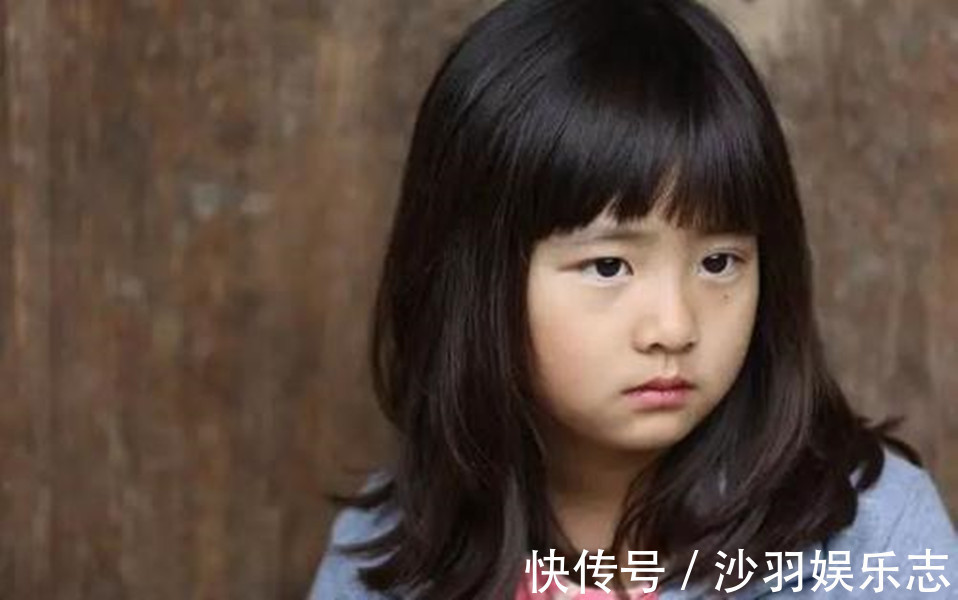 夫妻俩|孩子小时候这3个地方越丑，长大后颜值越高，孩子占一条就偷笑吧