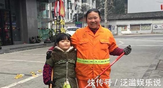 爷爷吃早餐丢四千元，早餐老板不认账，女孩一个办法老板原形毕露