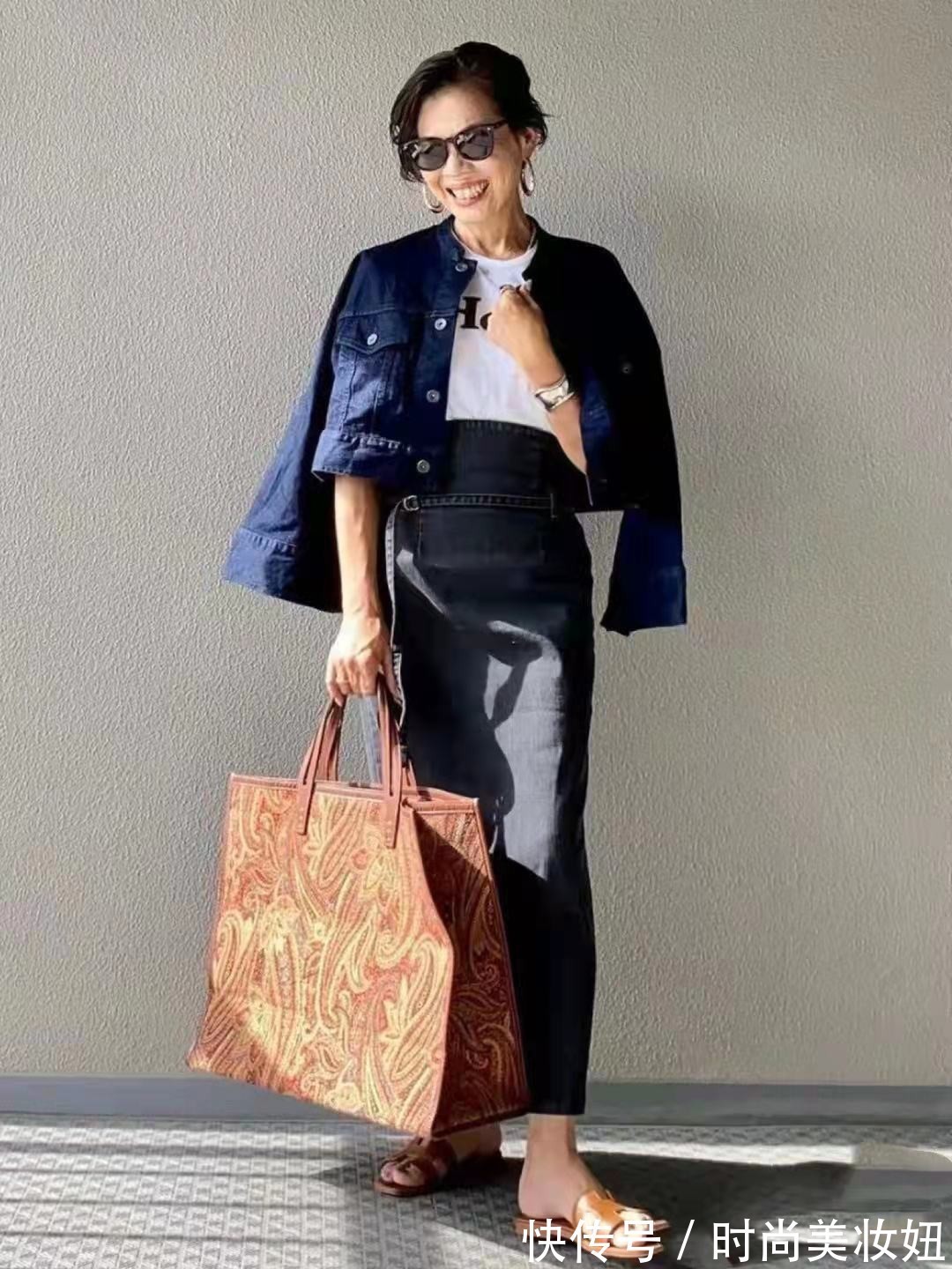 搭配|上了年纪的女人,会打扮决定“气质”,60岁照样可以美得惊艳