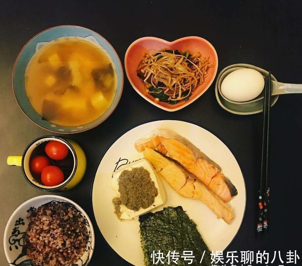 味噌汤|见识日本小户人家的一日三餐,终于明白,为啥日本“没”胖子了