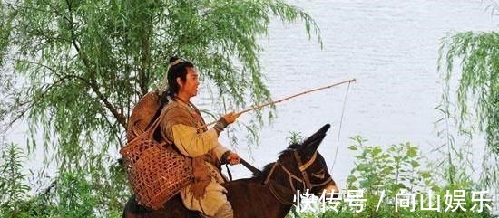 苏东坡@一上联“醉汉骑驴,颠头簸脑算酒帐”,苏东坡下联,堪称经典!