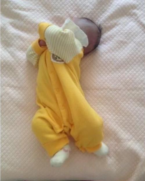 宝宝|父母只知“三翻六坐”?你Out了,看看3岁前娃运动心理发育对照表