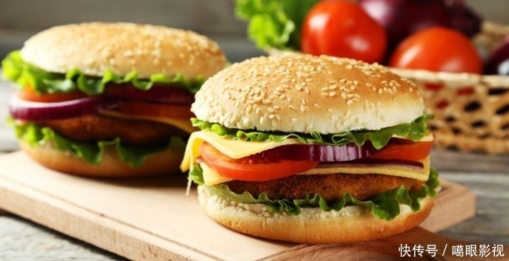 香辣鸡肉堡,不放油的美食,你应该来学习。