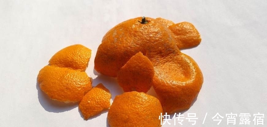 涂抹|别再扔掉它了，睡前涂抹皮肤，十天斑点全消，皮肤光嫩如雪