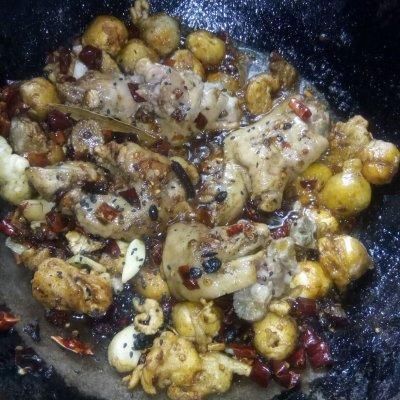 豆豉|好吃到流泪的丰富餐桌味一干锅蹄花，连吃三天都不够