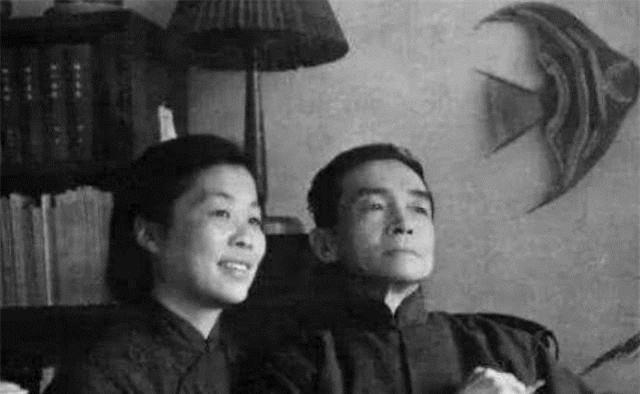 中国建筑史$林徽因病重,梁思成每日在床边照顾,后娶二妻林洙,却拿来当保姆