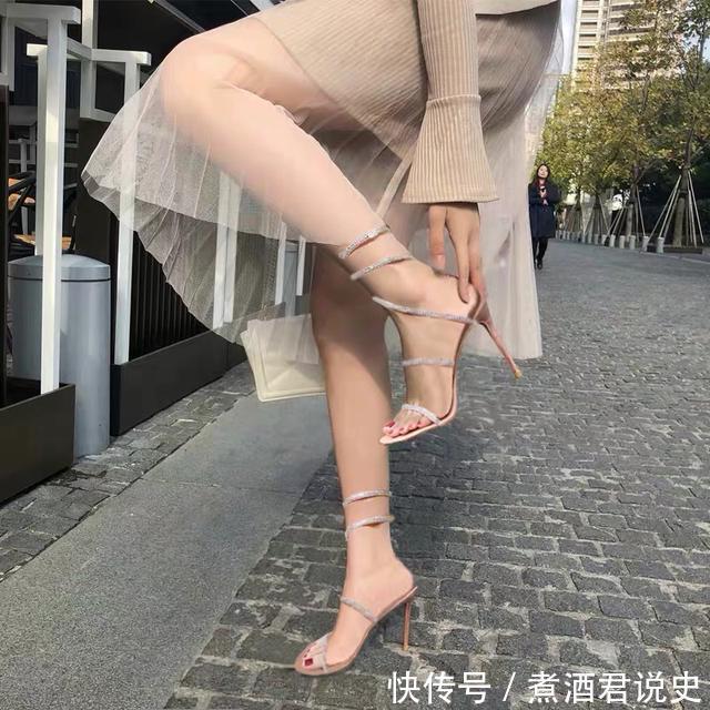 浪漫夏日就要穿上水晶鞋,闪出好心情,圆上公主梦